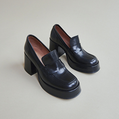Mocassins à plateformes en cuir noir | BRAD | Jonak