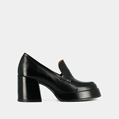 Mocassins à plateformes en cuir noir | BRAD | Jonak