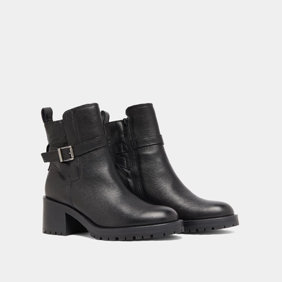 Bottines à bouts ronds et boucles noir