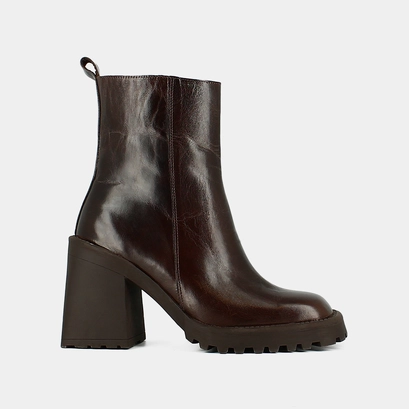 Bottines &agrave; semelles crant&eacute;es et bouts ca... en cuir marron | GENEVE