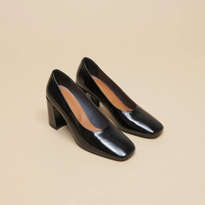 Escarpins &agrave; bouts pointus en cuir brillant noir | DELAWARE | Jonak