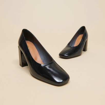 Escarpins &agrave; bouts pointus en cuir brillant noir | DELAWARE | Jonak