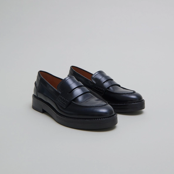 Mocassins &agrave; bouts ronds en cuir patin&eacute; bleu | MIRNA | Jonak