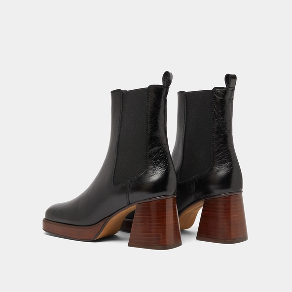Bottines à bouts carrés et élastiques en cuir veilli noir | BECCA | Jonak