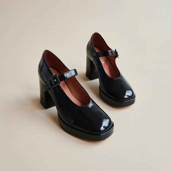 Babies à plateformes et bouts carrés en cuir brillant noir | VESOUL | Jonak