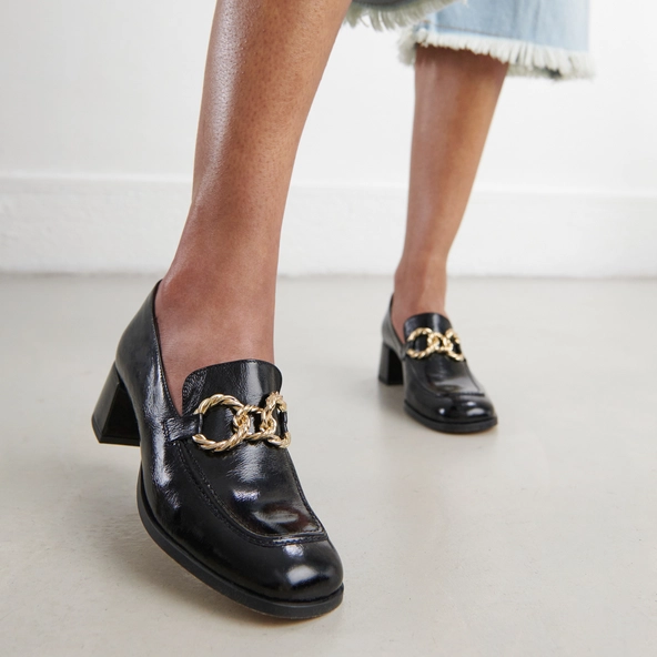 Mocassins &agrave; bouts arrondis et boucles do... en cuir brillant noir | VINCENNES | Jonak