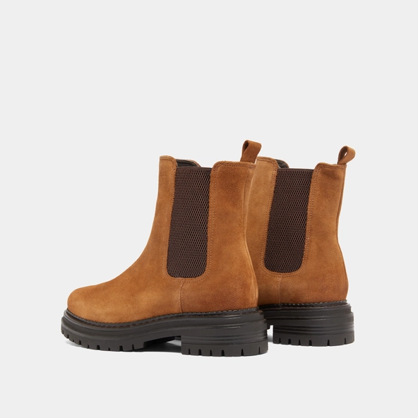 Bottines &agrave; semelles crant&eacute;es et &eacute;lastiqu... en croute cognac | ADALARD | Jonak