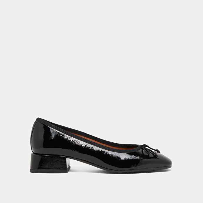 Ballerines à bouts carrés en vernis plissé noir | DYBIL | Jonak