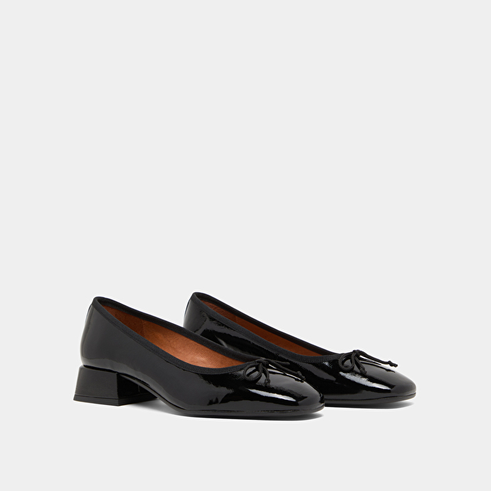 Ballerines à bouts carrés en vernis plissé noir | DYBIL | Jonak