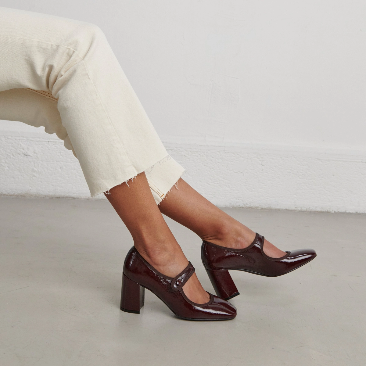 Babies &agrave; talons et brides &eacute;paisses en vernis pliss&eacute; bordeaux | DRANCY | Jonak