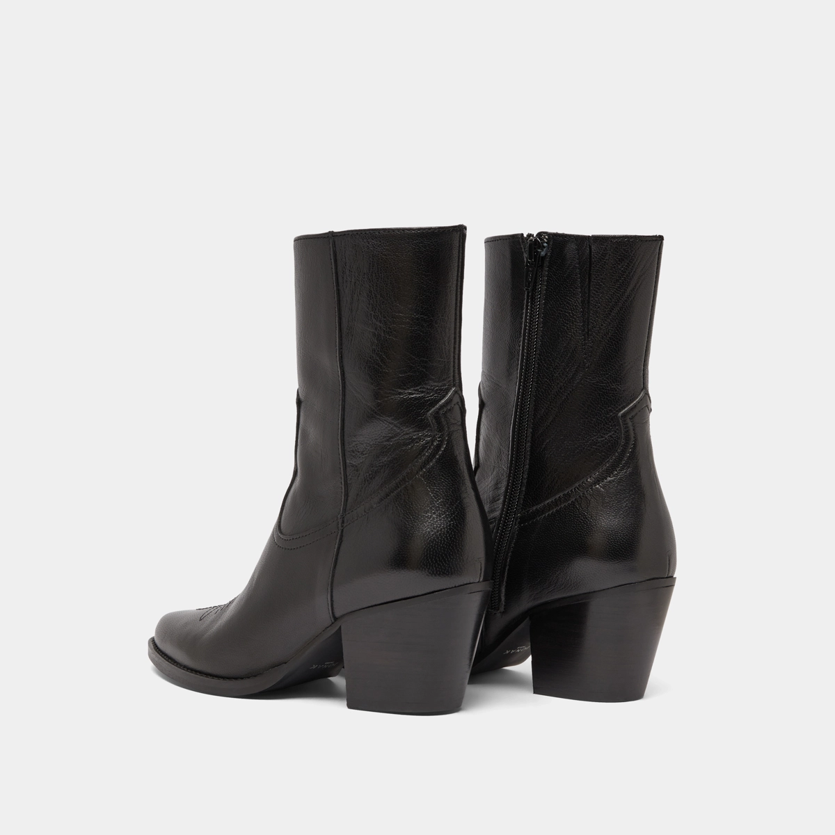 Bottines &agrave; talons et surpiqures apparentes en cuir noir | DJAMENA | Jonak