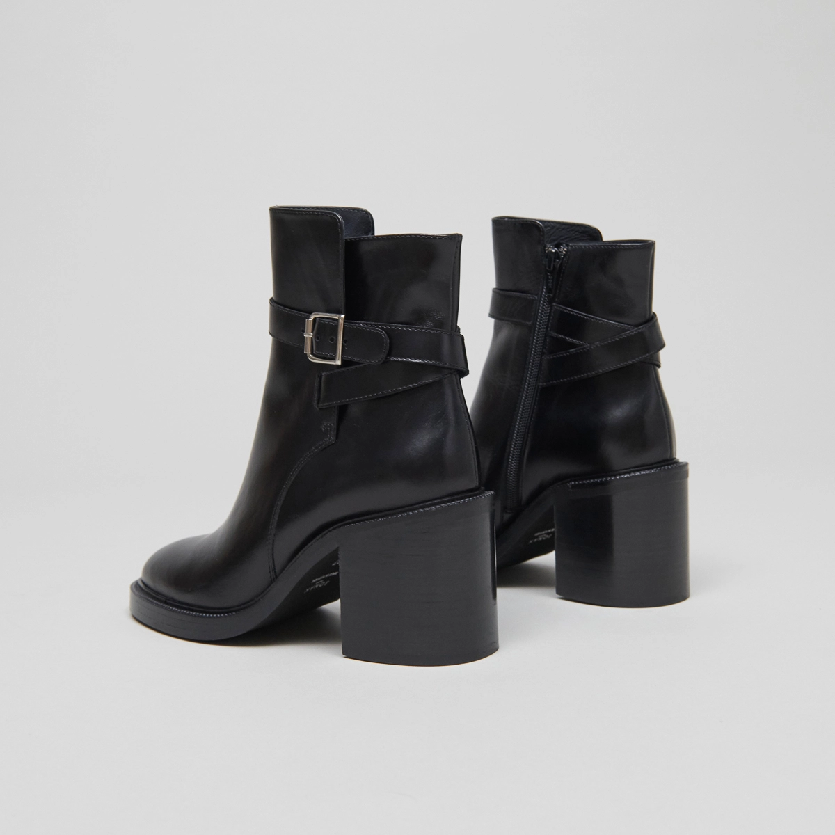 Bottines à talons hauts en cuir noir | DACTYLO | Jonak