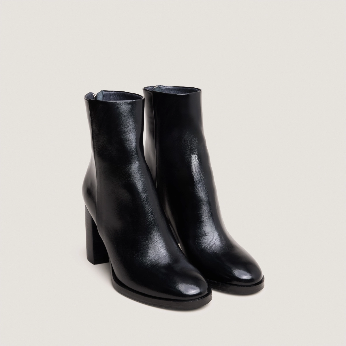Bottines &agrave; talons en cuir noir | DEEP | Jonak