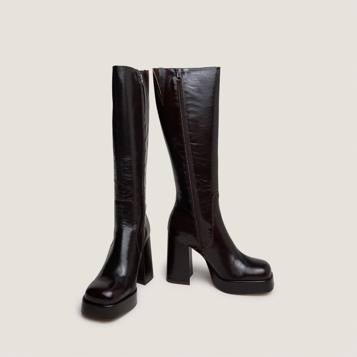 Bottes à talons et bouts carrés en cuir brillant marron foncé | BRYAN | Jonak