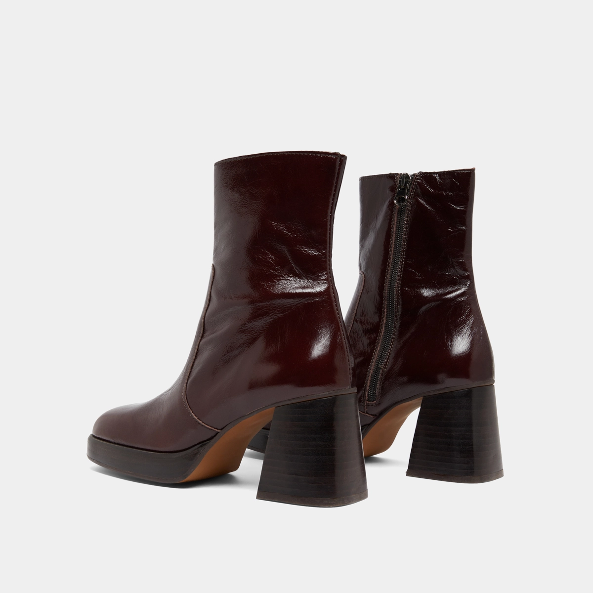 Bottines à plateformes en cuir brillant marron foncé | BRIGAND | Jonak