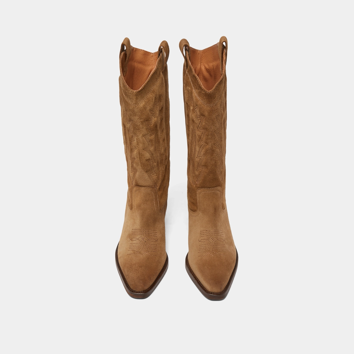 Bottes à bouts pointus et surpiqures apparentes en croûte taupe foncé | DELEA | Jonak