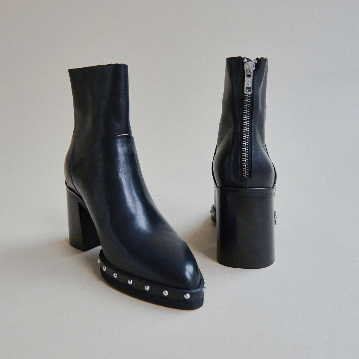 Boots à talons hauts et fermetures éclai... en cuir noir | DIXIT | Jonak