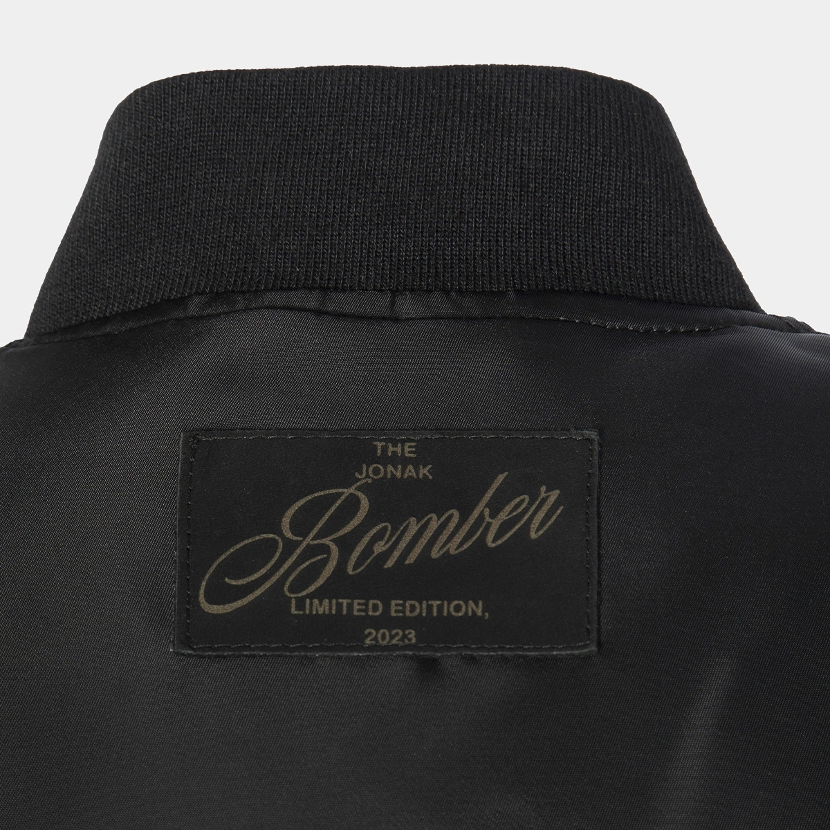 The Jonak Bomber - Jonak x Schott en nylon noir et détails en cuir | THE | Jonak