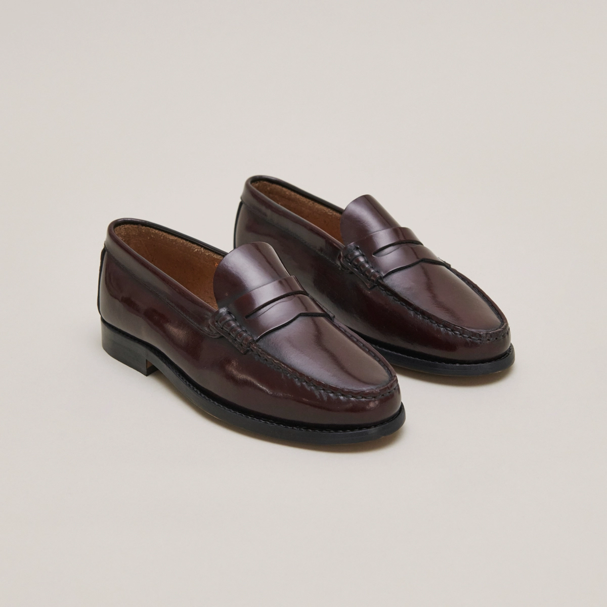 Mocassins à bouts ronds en cuir patiné bordeaux | ODELYA | Jonak