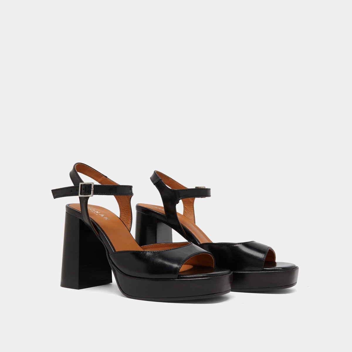Sandales à hauts talons et plateformes en cuir noir | BAMBA | Jonak