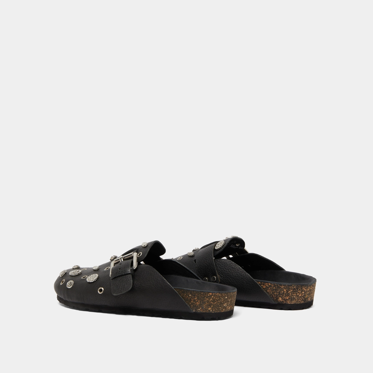 Mules &agrave; d&eacute;tails argent&eacute;s en cuir grain&eacute; noir | WASILA | Jonak