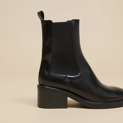 Boots &agrave; &eacute;lastiques en cuir noir | DEMOISELLE | Jonak