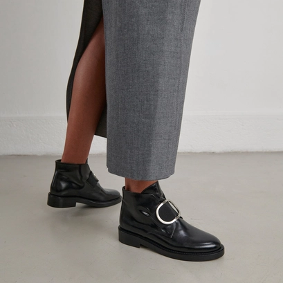 Boots &agrave; talons en cuir noir | DICTEE | Jonak