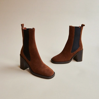 Bottines à talons et bouts carrés cognac