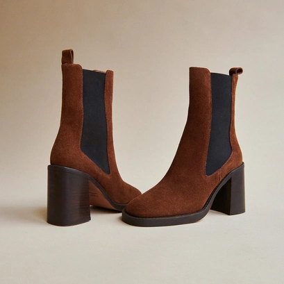 Bottines à talons et bouts carrés cognac