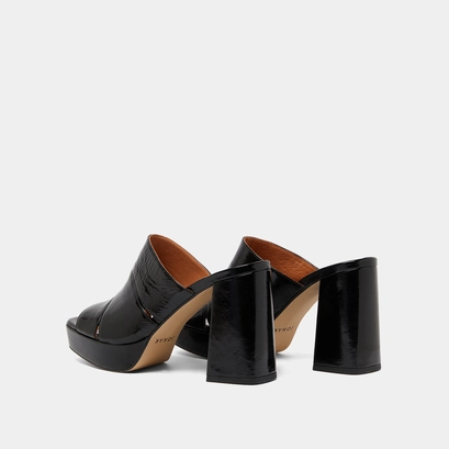 Mules &agrave; talons et bouts ouverts en cuir brillant noir | VAGABOND