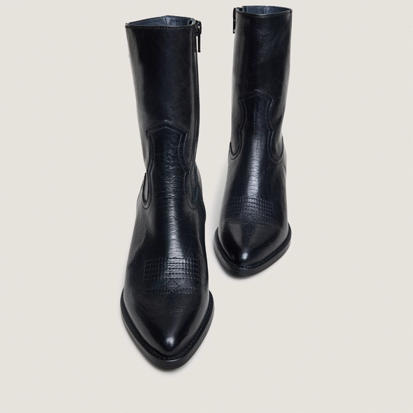 Bottines &agrave; talons et surpiqures apparentes en cuir noir | DJAMENA | Jonak