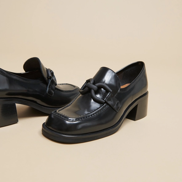 Mocassins à talons en cuir glacé noir | DARKNET | Jonak
