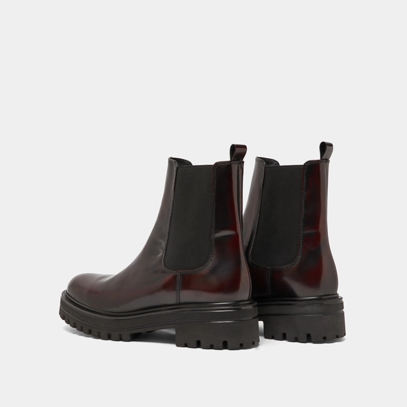 Boots &agrave; semelles crant&eacute;es et &eacute;lastiques en cuir patin&eacute; bordeaux | AMANDINE | Jonak