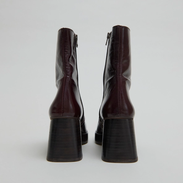 Bottines à plateformes en cuir brillant marron foncé | BRIGAND | Jonak