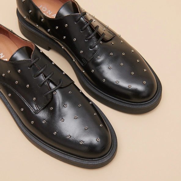 Derbies à détails argentés en cuir noir | ABEILLE | Jonak