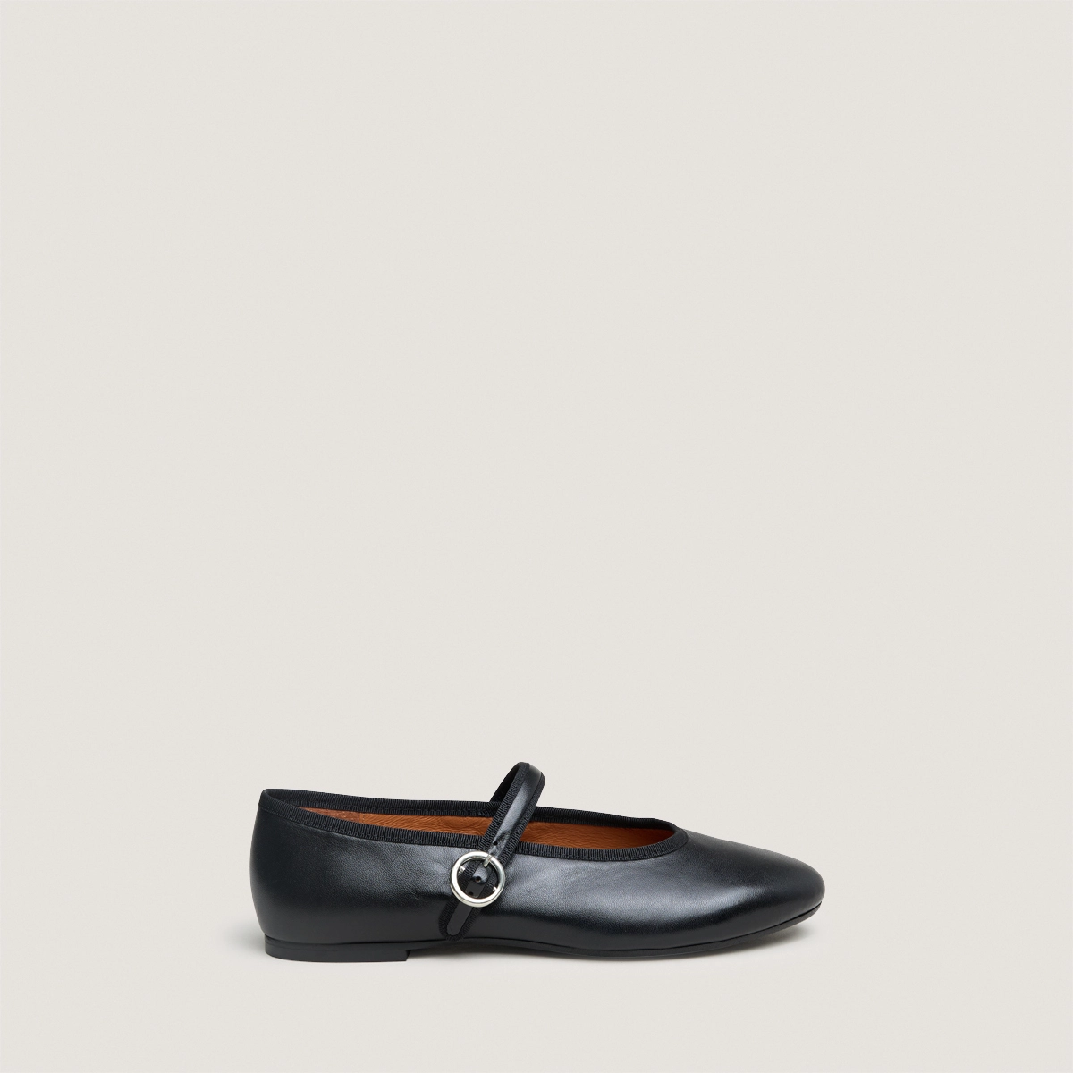 Ballerines à brides et boucles ajustantes en cuir noir | DEESSE | Jonak