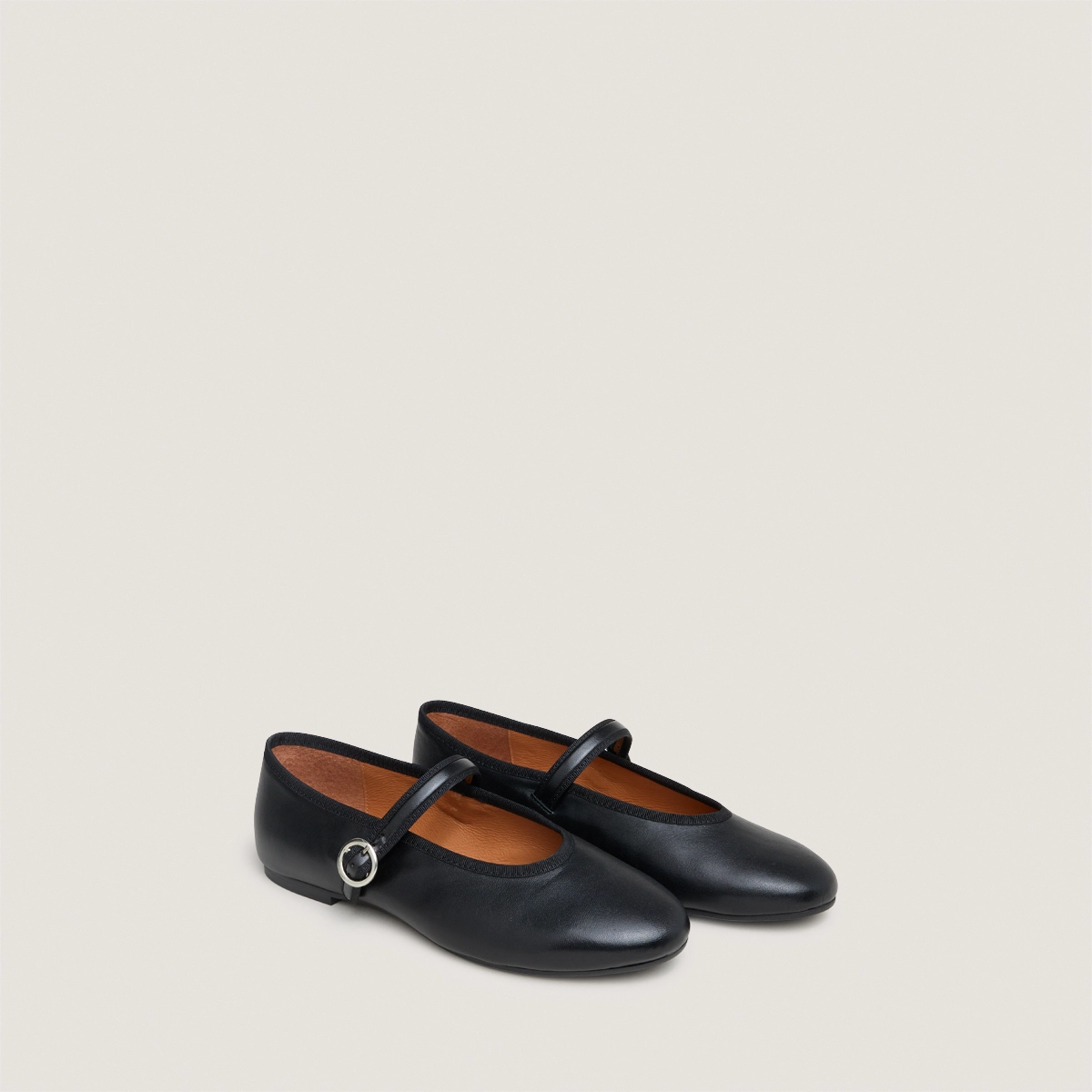 Ballerines à brides et boucles ajustantes en cuir noir | DEESSE | Jonak