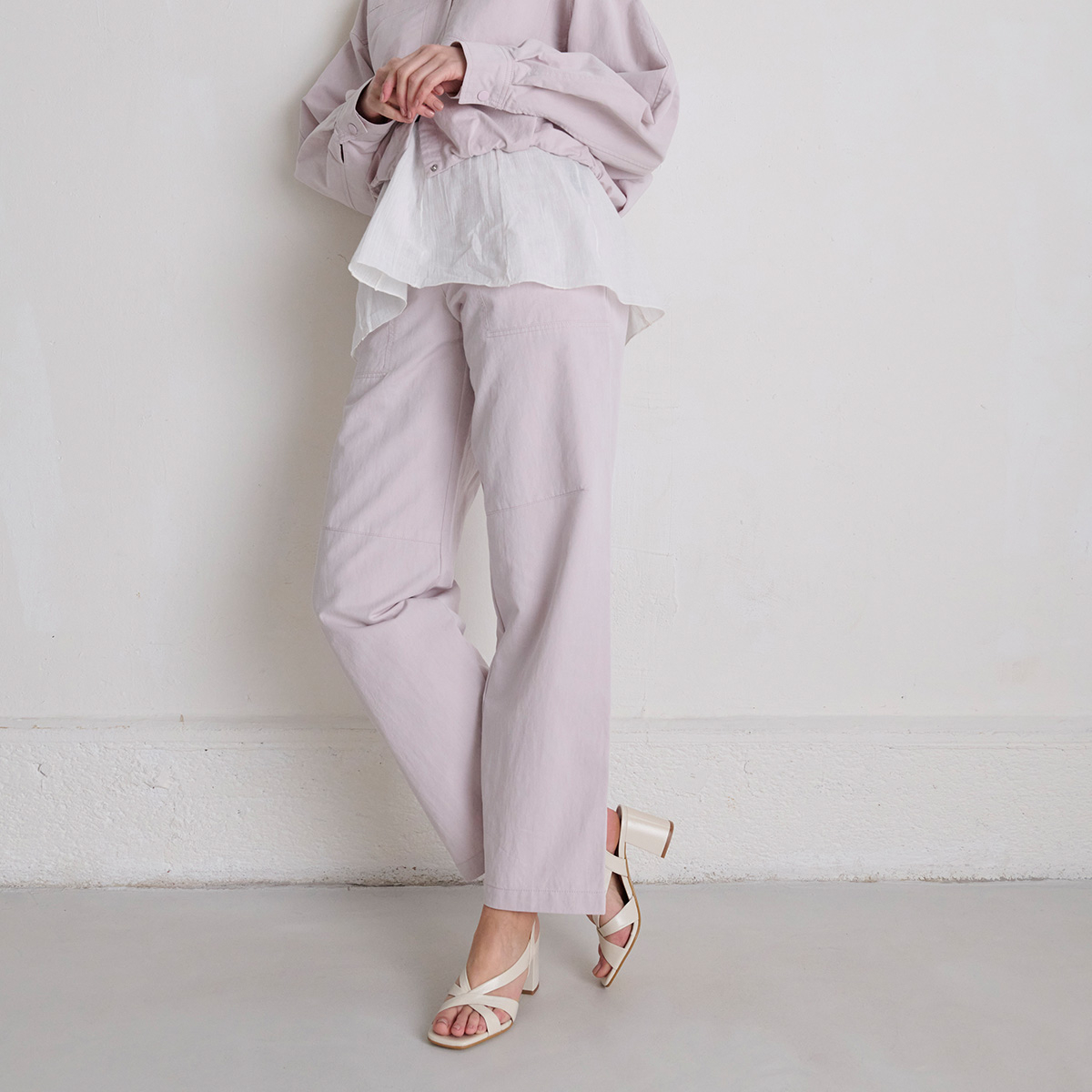 Sandales à Lanières Manolo Blahnik Cuir Blanc - Talon 5 Pouces, Pointes Ouvertes, Taille 40