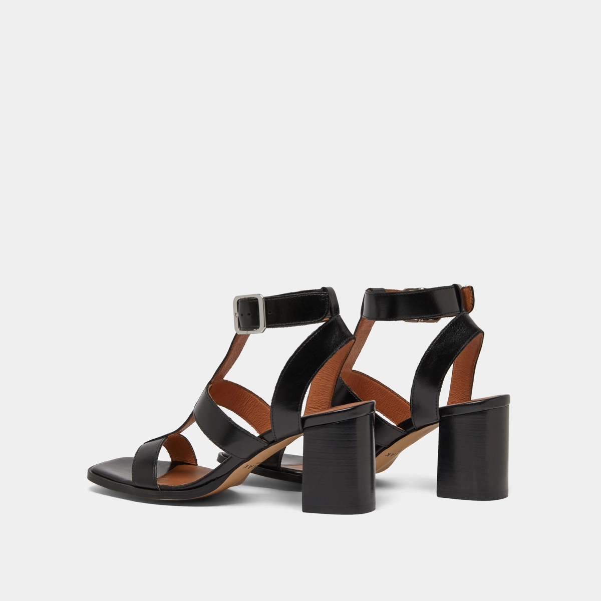 Sandales &agrave; talons en cuir noir | VILMA | Jonak