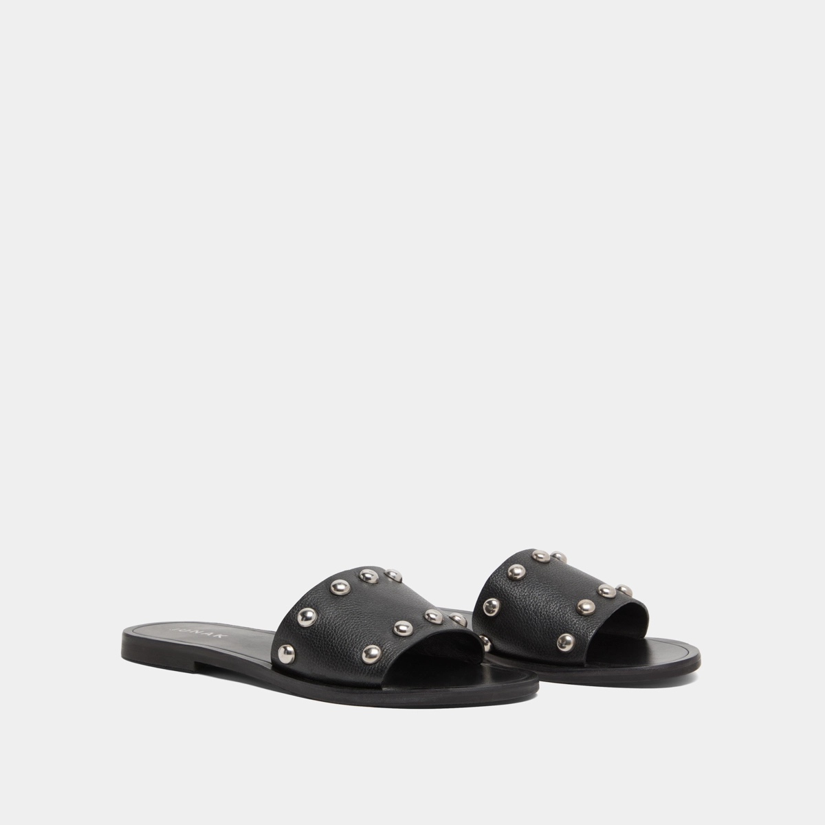 Mules &agrave; d&eacute;tails argent&eacute;s en cuir grain&eacute; noir | WINSLOW | Jonak