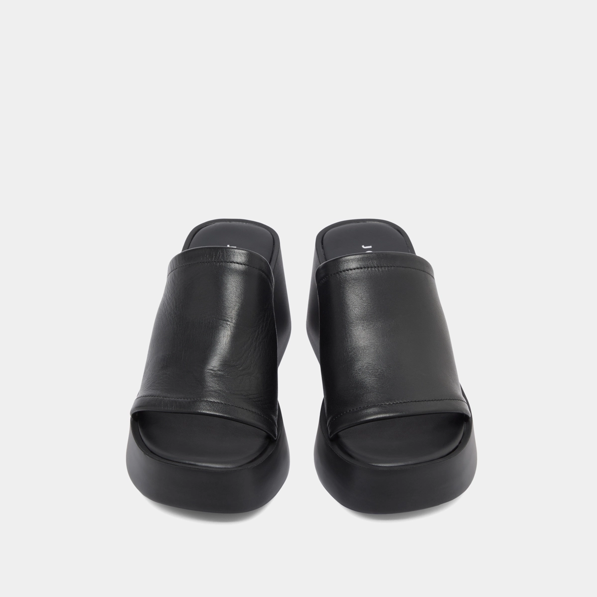 Mules compensées en cuir noir | EUGENE | Jonak