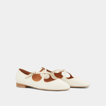 Ballerines &agrave; brides entrecrois&eacute;es en vernis et cuir &eacute;crus | DUCKY | Jonak
