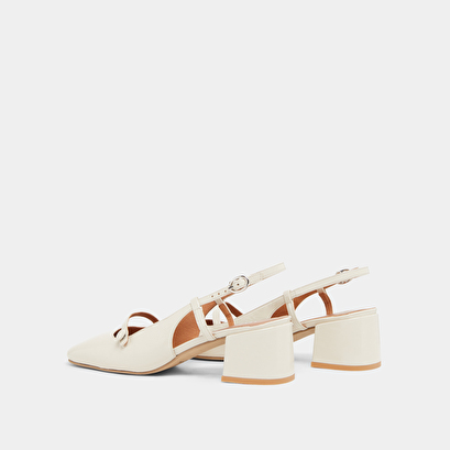 Slingbacks à talons et bouts carrés en vernis plissé écru | DARIO | Jonak