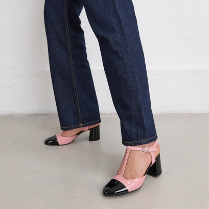 Salom&eacute;s &agrave; talons et bouts arri&egrave;res ouver... en vernis pliss&eacute; rose et en vernis noir | DHAPS
