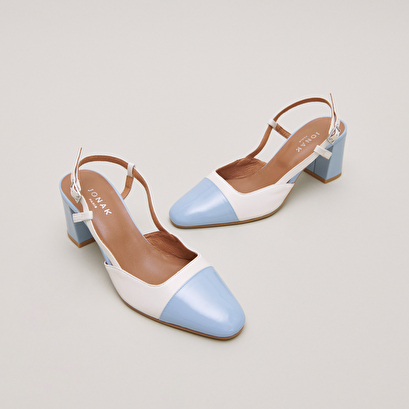 Slingbacks à talons en cuir écru et en vernis bleu ciel | DHAPOP | Jonak