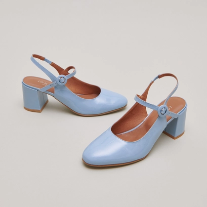 Babies &agrave; talons et bouts arri&egrave;res ouvert... en vernis bleu ciel | DOLLAR