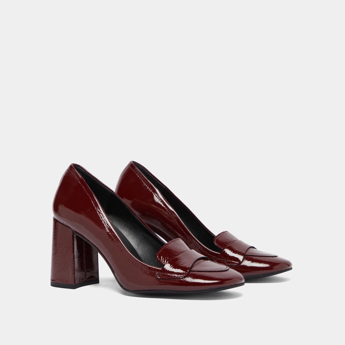 Mocassins &agrave; talons et bouts carr&eacute;s en vernis pliss&eacute; bordeaux | BISE | Jonak