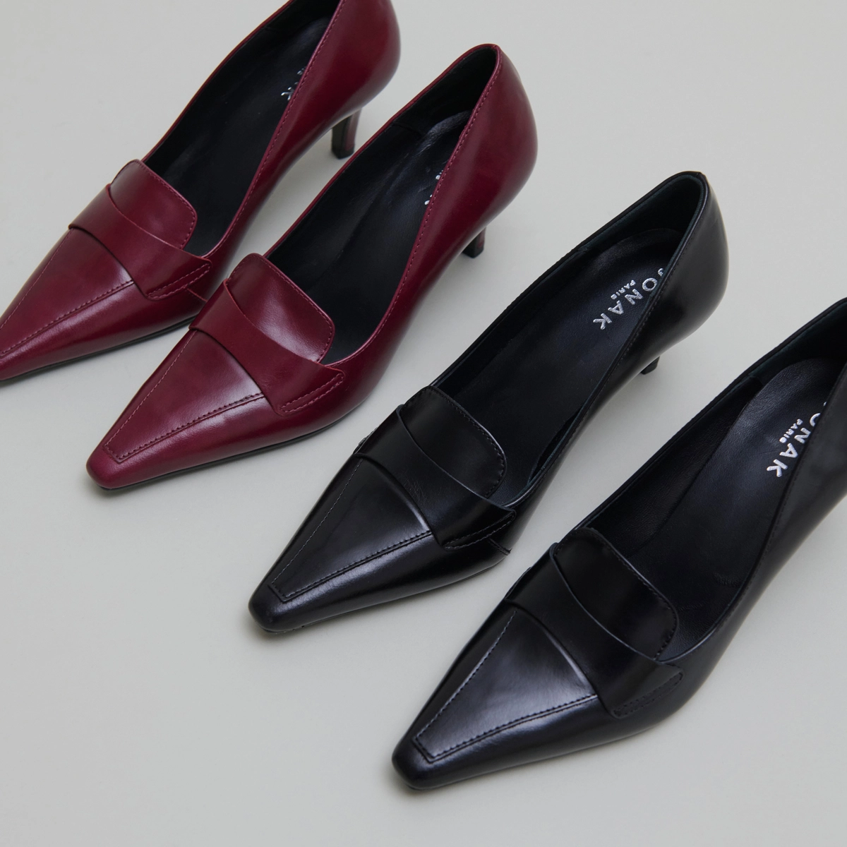 Escarpins à pattes en cuir noir | BLONDIE | Jonak