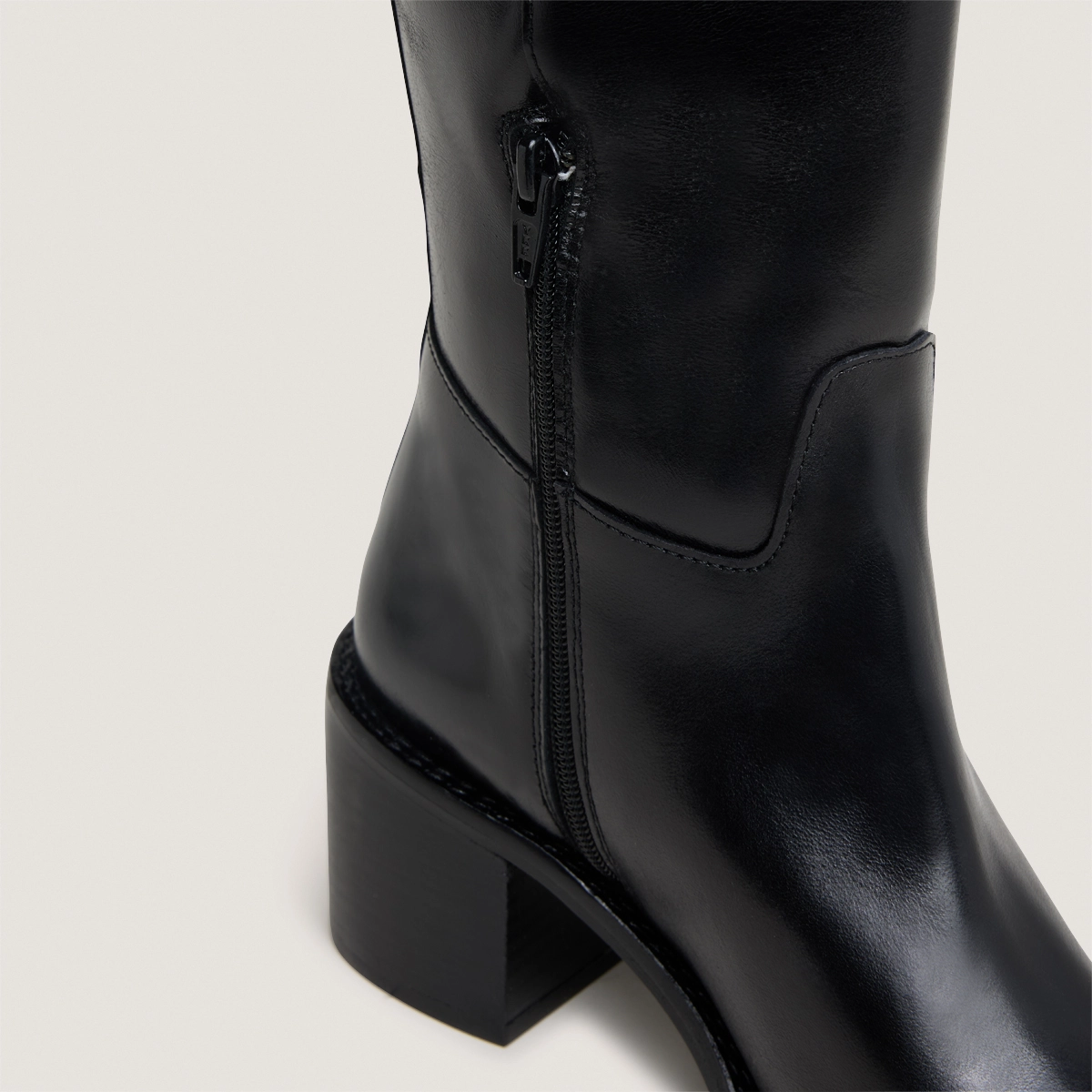 Bottes hautes en cuir noir taille mollet M | BONNIE | Jonak