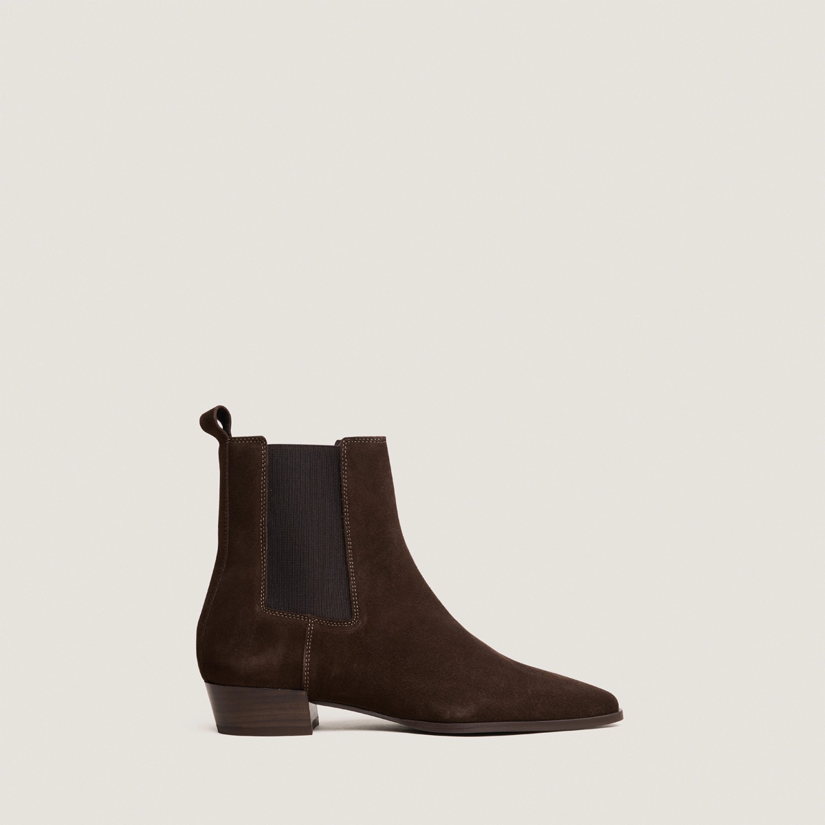Boots à légers talons biseautés et bouts pointus en croute marron foncé | PAPAYE | Jonak
